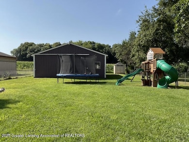 272 E 5 Point Hwy, Charlotte, MI 48813 - photo 3