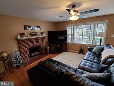 125 Hillside Rd, Catonsville, MD 21228 - photo 6