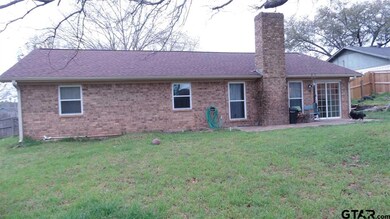 2627 2627 Shady Bluff, Tyler, TX 75707 - photo 3