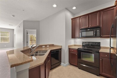 3671 Parkridge Cir unit 8201, Sarasota, FL 34243 - photo 5