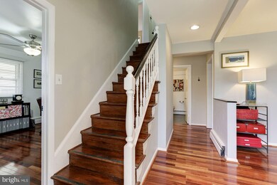 300 Adahi Rd SE, Vienna, VA 22180 - photo 4