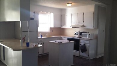 102 Hemingway Ln, Statesville, NC 28625 - photo 3