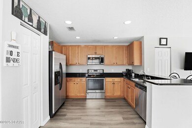 6-web-or-mls-541 Mount Olympus Blvd_06