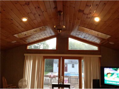 189 Mendon St, Blackstone, MA 01504 - photo 3