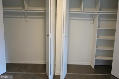 3013 Mission Square Dr, Fairfax, VA 22031 - photo 4