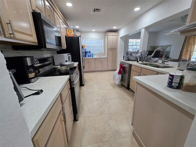 1970 NW 32nd St, Oakland Park, FL 33309 - photo 5