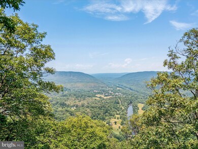 2684 Quaint Acres Ln, Berkeley Springs, WV 25411 - photo 2