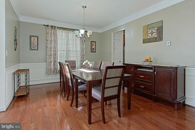 9168 Finnegan St, Lorton, VA 22079 - photo 6