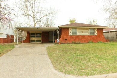 4733 Tate Dr, Oklahoma City, OK 73115 - photo 2