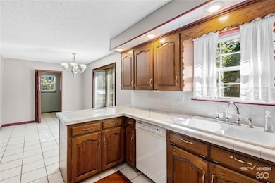 1102 NW 7th St, Bentonville, AR 72712 - photo 2