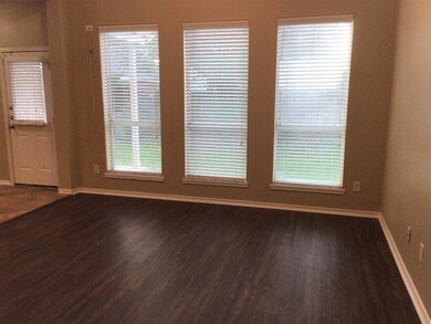 2718 Lakecrest Way Dr, Katy, TX 77493 - photo 5