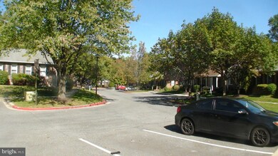 15017 Laurel Oaks Ln, Laurel, MD 20707 - photo 2