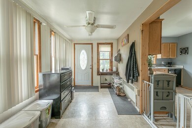 312 N Green St, Argyle, WI 53504 - photo 2