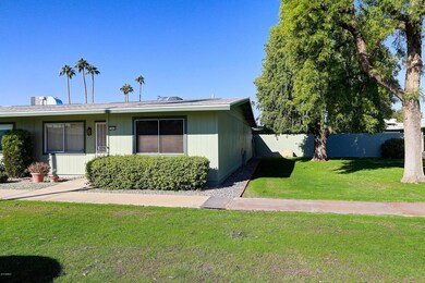 10892 W Santa fe Dr unit 15, Sun City, AZ 85351 - photo 3