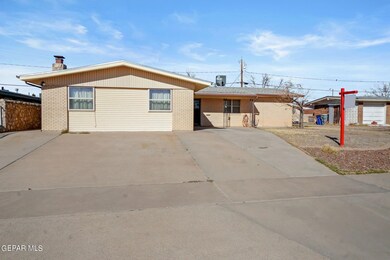 5809 Porpoise Dr, El Paso, TX 79924 - photo 3