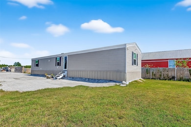 824 County Road 3558, Cleveland, TX 77327 - photo 5