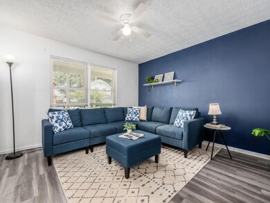 007_258e_A 1591 Arlington 056