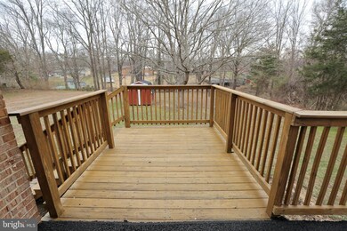 8543 Cardinal Ln, White Plains, MD 20695 - photo 7