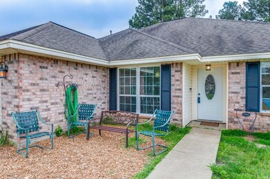 200 Plum Ridge, Lufkin, TX 75904 - photo 5