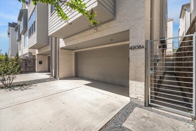 4208 Schuler St unit A, Houston, TX 77007 - photo 2