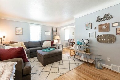 6030 SW 19th St, Des Moines, IA 50315 - photo 5