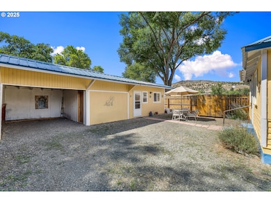 312 N Canyon Blvd, John Day, OR 97845 - photo 3