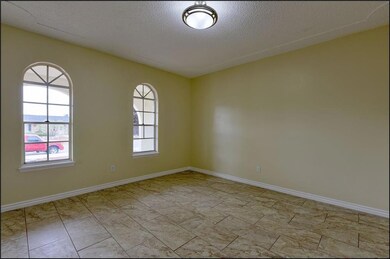 1812 Mike Hill Dr, El Paso, TX 79936 - photo 7