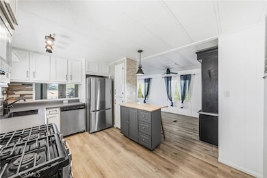 601 N Kirby St unit 294, Hemet, CA 92545 - photo 6