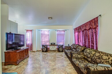 Family Room 1