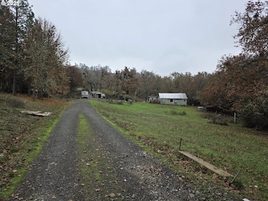339 Justa Ln, Sutherlin, OR 97479 - photo 2