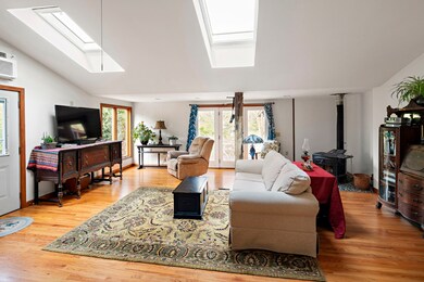 496 Lamberts Cove Rd, Vineyard Haven, MA 02568 - photo 5