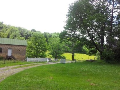 133 East St, Potosi, WI 53820 - photo 3