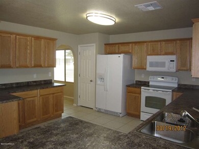 3901 Lupine Kitchen