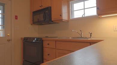 3 Howard Ave, Branford, CT 06405 - photo 6