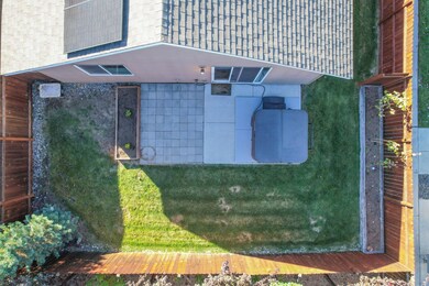 61940 SE Lorrin Place, Bend, OR 97702 - photo 3