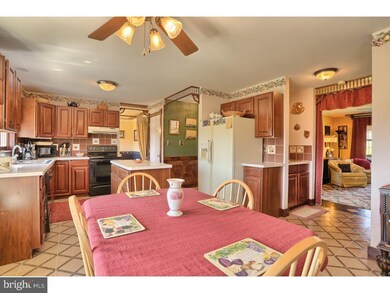 327 Fancy Hill Rd, Boyertown, PA 19512 - photo 5