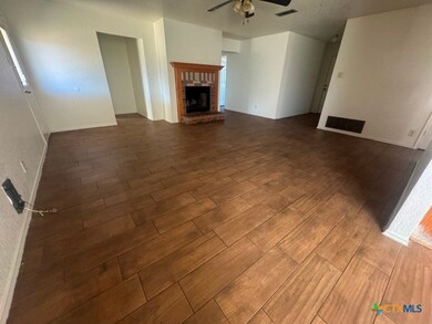 3804 Captain Dr, Killeen, TX 76549 - photo 3