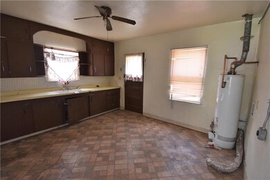 609 Lafayette Dr, El Paso, TX 79915 - photo 5