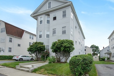 78 Harlem St, Worcester, MA 01610 - photo 3