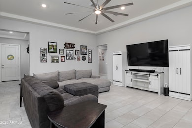 18493 W Hiddenview Dr, Goodyear, AZ 85338 - photo 3