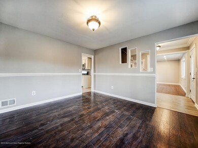 016_Dining Room