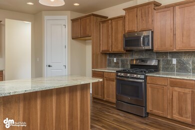 5792 Grand Teton Loop-print-008-Kitchen