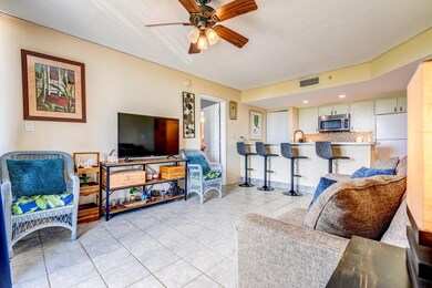 09 3655 Seaside Drive 327