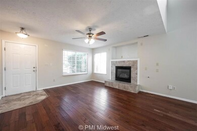 2757 Grand Fir Dr, Greenwood, IN 46143 - photo 5