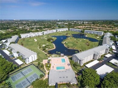 Golfview & Golf Racquet CLub Aerial 3