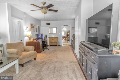 1453 Farmington Ave, Pottstown, PA 19464 - photo 5