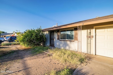 3714 W Echo Ln, Phoenix, AZ 85051 - photo 6