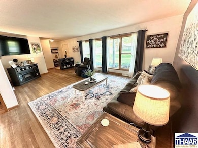 25 E Longridge Rd, Terre Haute, IN 47802 - photo 5