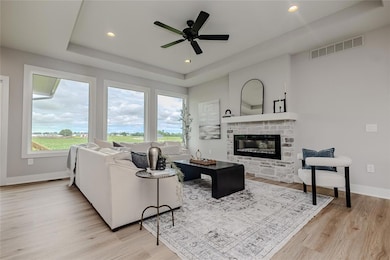 4657 177th St, Urbandale, IA 50263 - photo 3