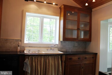 313 Laurel Rd, Orwigsburg, PA 17961 - photo 4